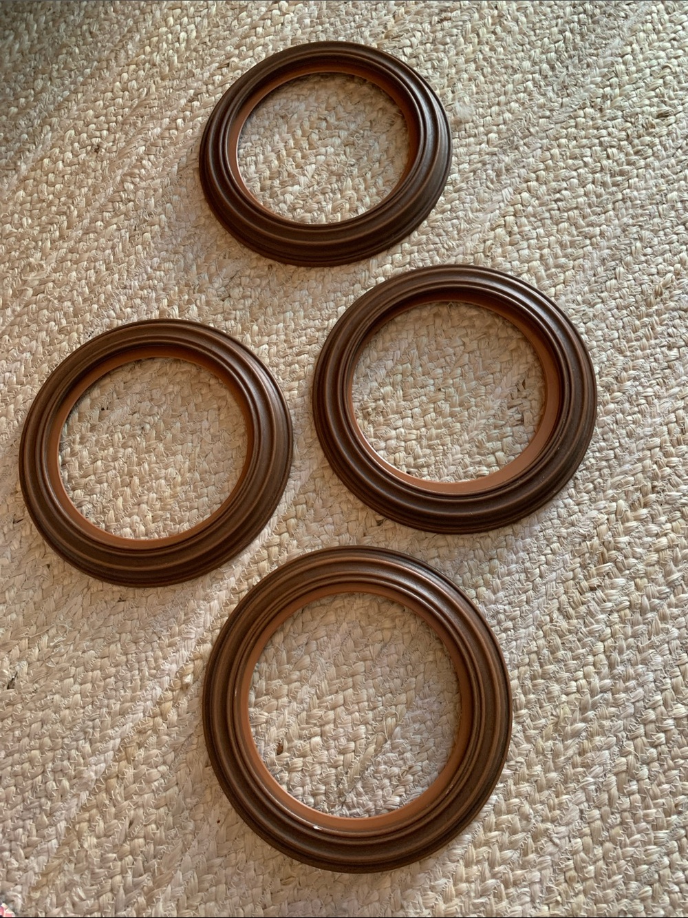 Set of 4 Vintage Van Hygan & Smythe 8” Plate Frames “The Hampshire”